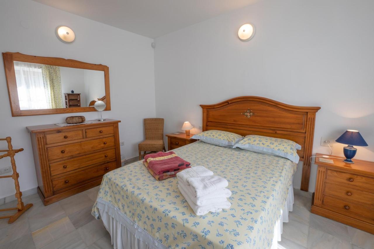 Private Heated Pool, Jacuzzi & 1225M2 Garden In Villa Cipreses Frigiliana Eksteriør bilde