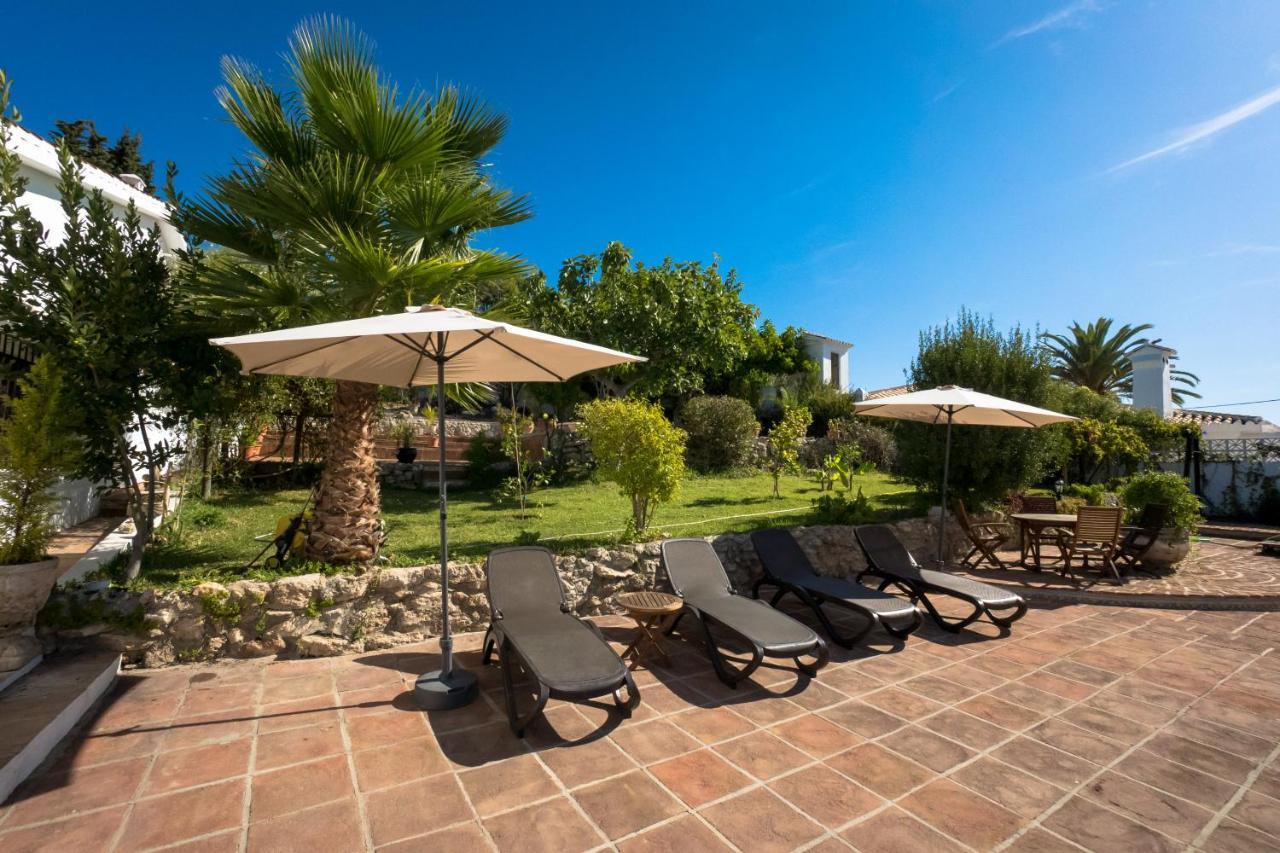 Private Heated Pool, Jacuzzi & 1225M2 Garden In Villa Cipreses Frigiliana Eksteriør bilde