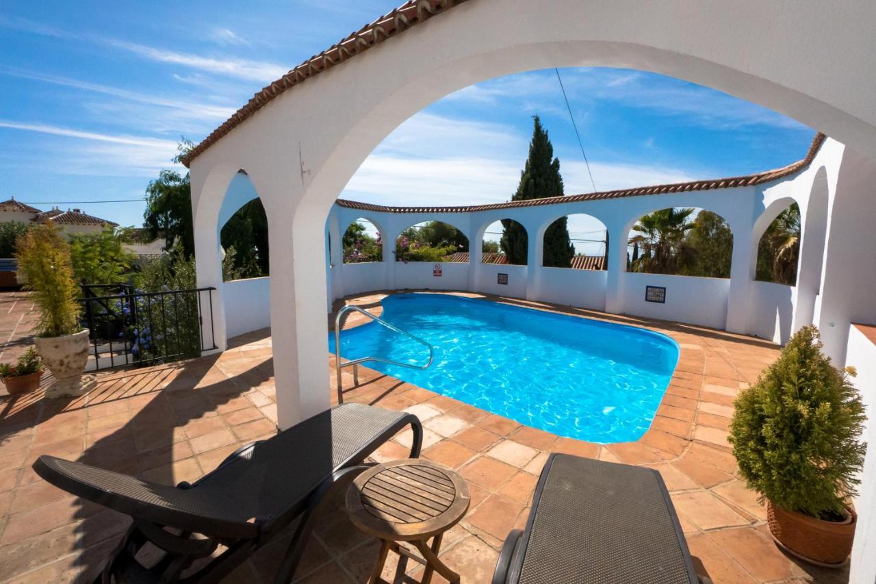 Private Heated Pool, Jacuzzi & 1225M2 Garden In Villa Cipreses Frigiliana Eksteriør bilde