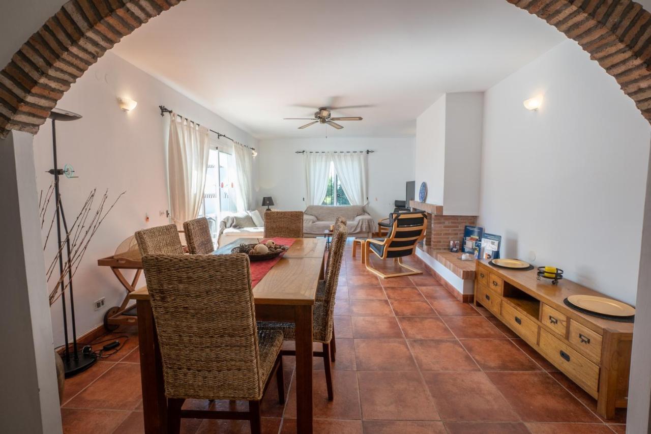 Private Heated Pool, Jacuzzi & 1225M2 Garden In Villa Cipreses Frigiliana Eksteriør bilde