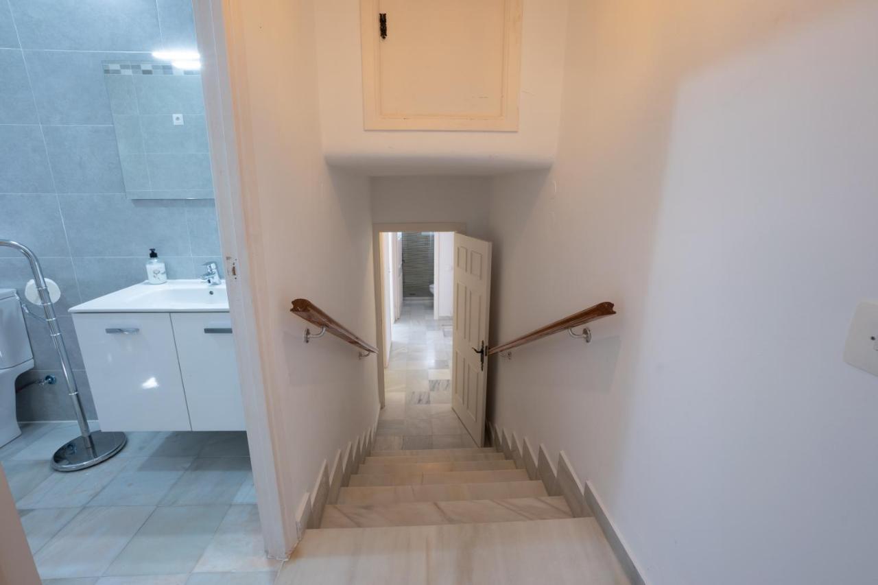 Private Heated Pool, Jacuzzi & 1225M2 Garden In Villa Cipreses Frigiliana Eksteriør bilde