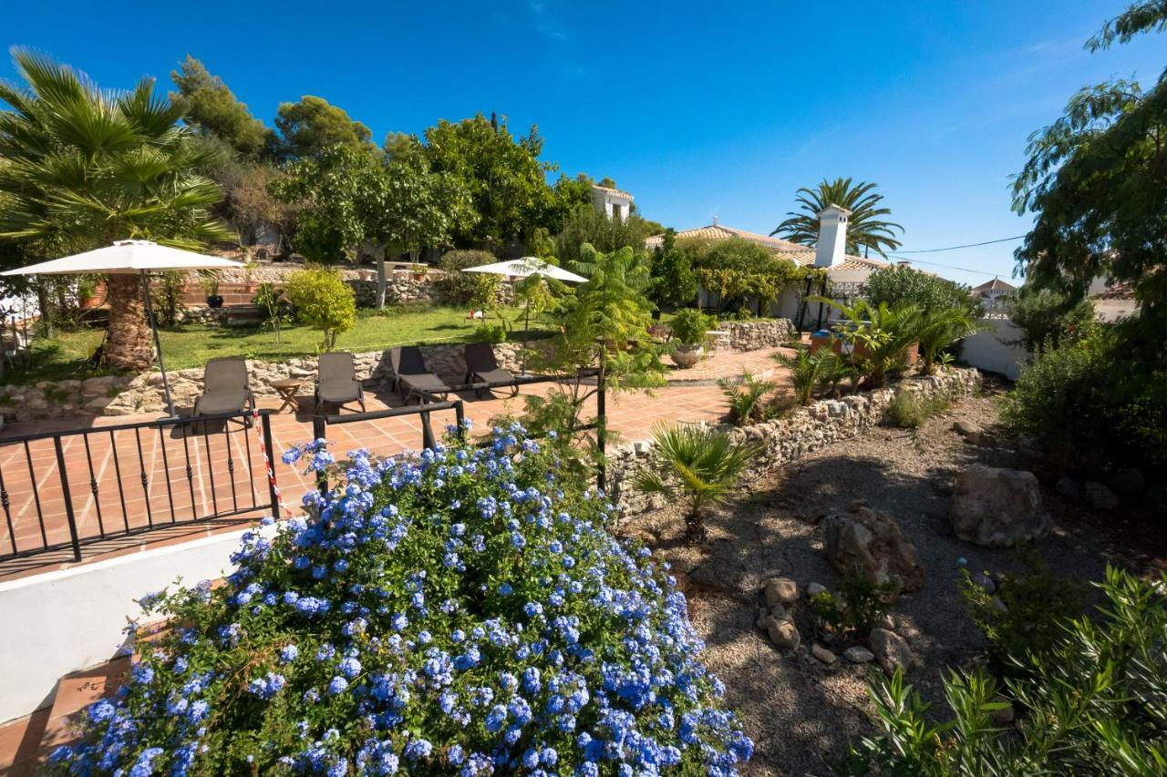 Private Heated Pool, Jacuzzi & 1225M2 Garden In Villa Cipreses Frigiliana Eksteriør bilde