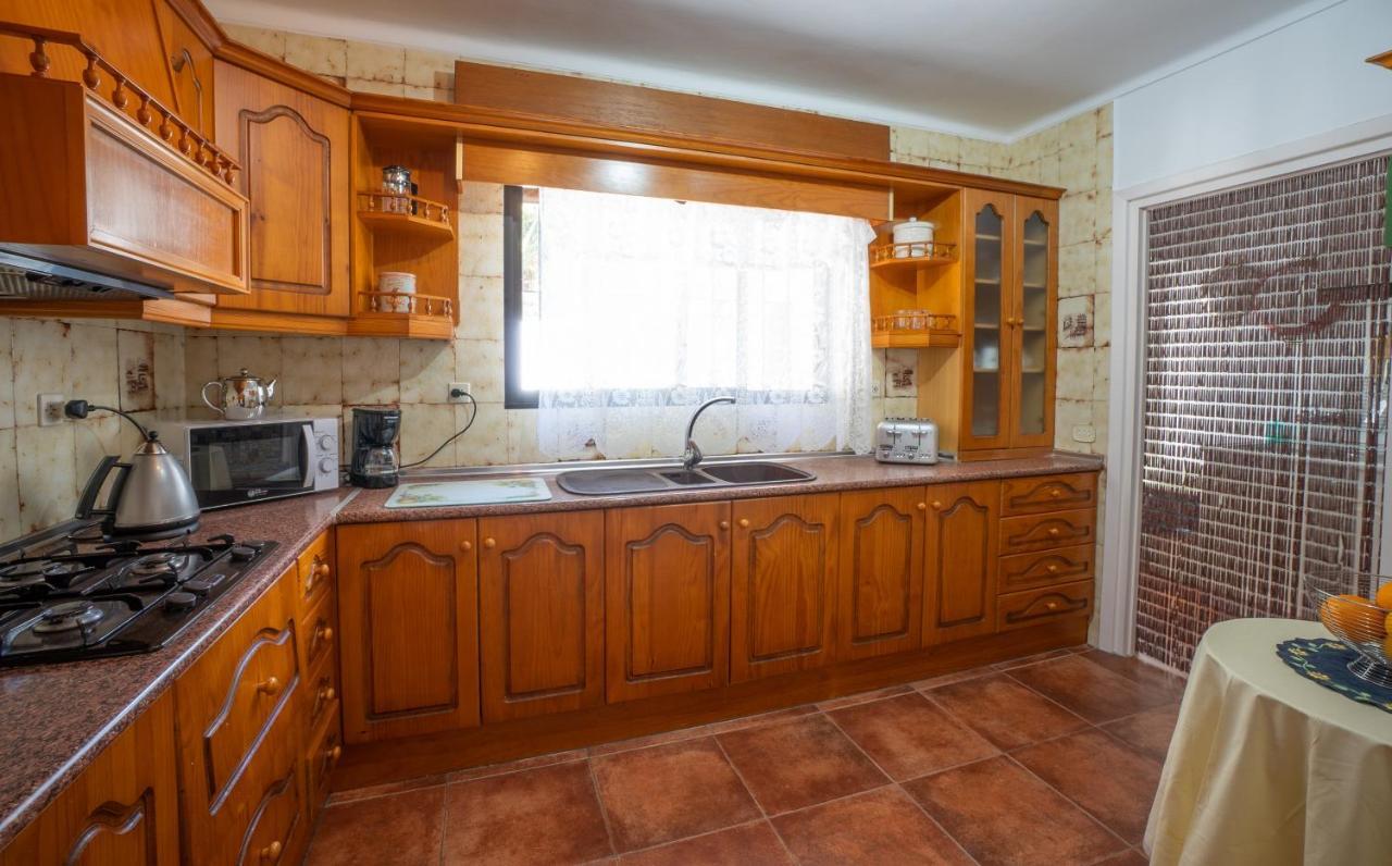 Private Heated Pool, Jacuzzi & 1225M2 Garden In Villa Cipreses Frigiliana Eksteriør bilde