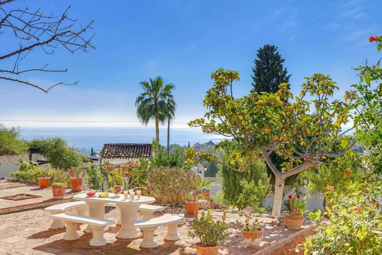 Private Heated Pool, Jacuzzi & 1225M2 Garden In Villa Cipreses Frigiliana Eksteriør bilde
