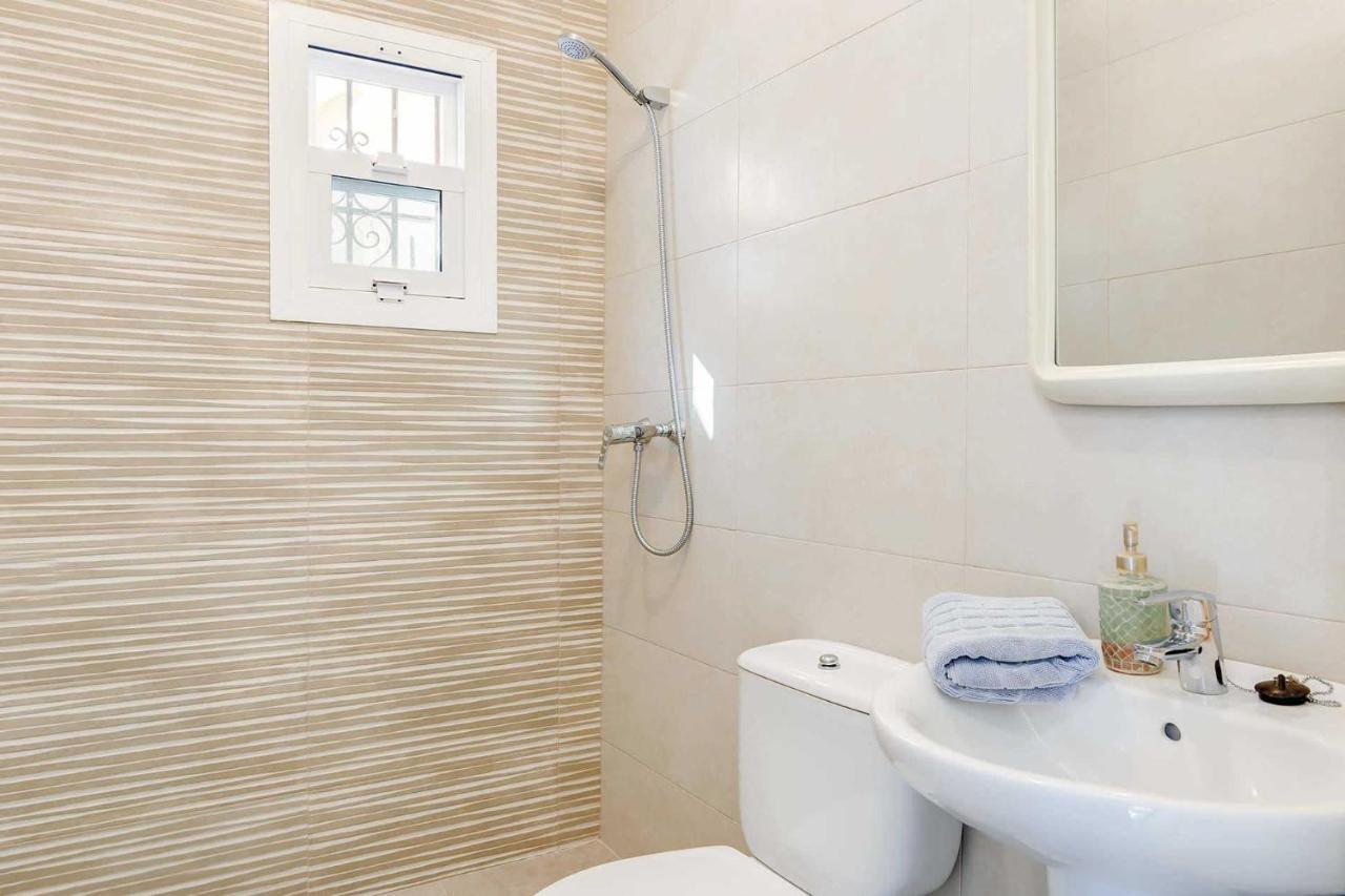 Private Heated Pool, Jacuzzi & 1225M2 Garden In Villa Cipreses Frigiliana Eksteriør bilde