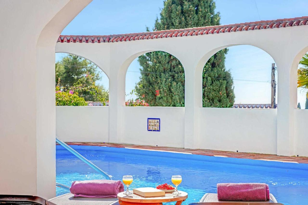 Private Heated Pool, Jacuzzi & 1225M2 Garden In Villa Cipreses Frigiliana Eksteriør bilde